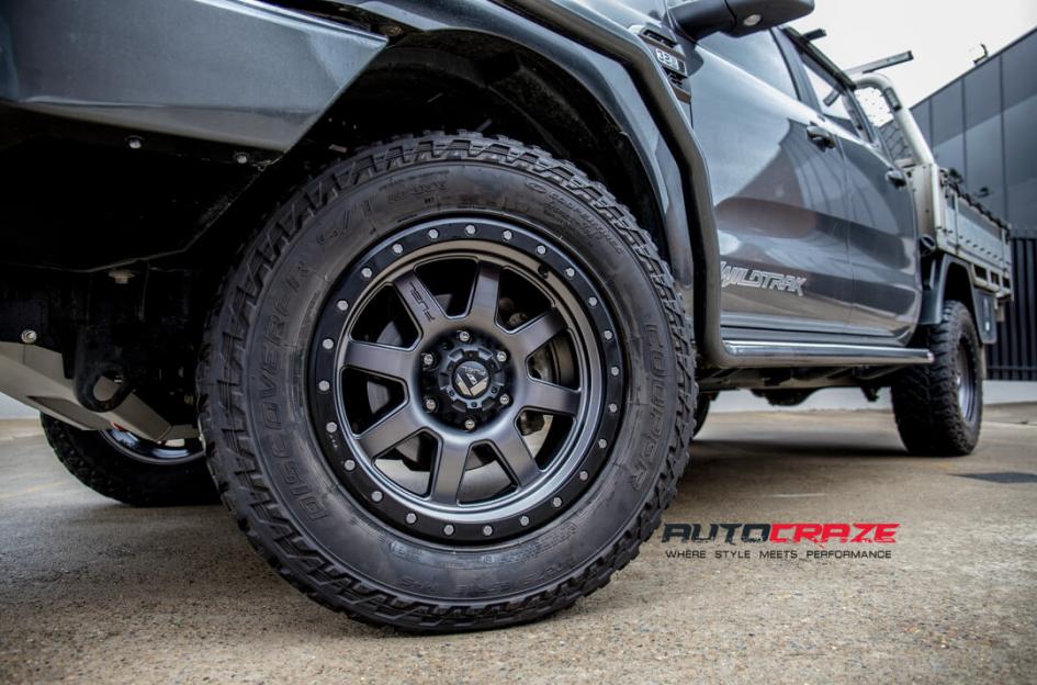 FORD-RANGER-TROPHY-MATTE-ANTHRACITE-WITH-BLACK-RING